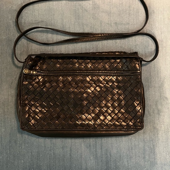 Bottega Veneta Vintage Black Intrecciato Woven Leather crossbody Bag - Picture 3 of 10